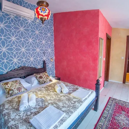Apartment And Sulejman