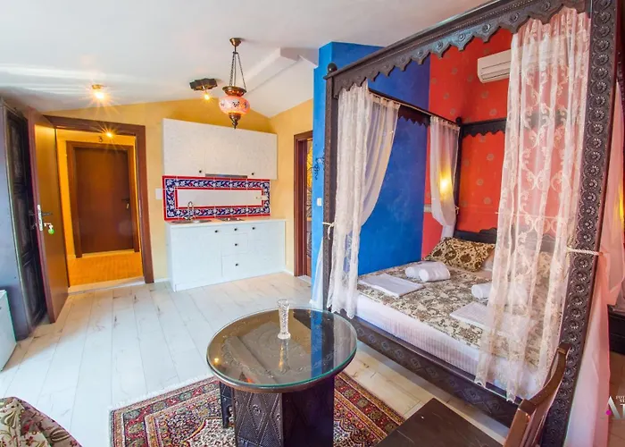 Apartament And Sulejman *